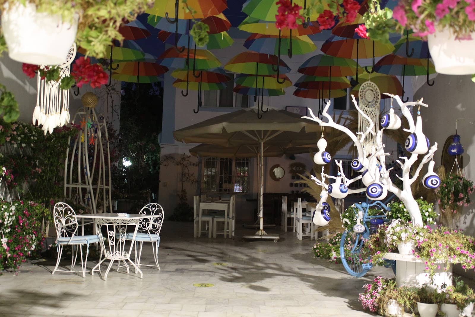 Unique Souvenir Shopping