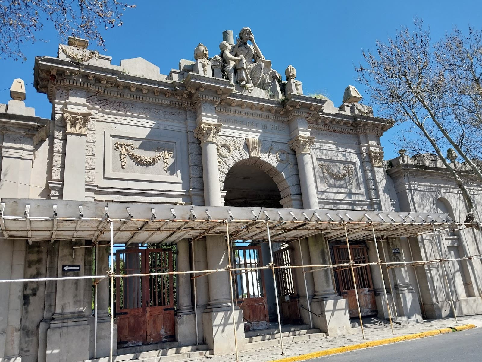 Cementerio de La Loma - Image 1
