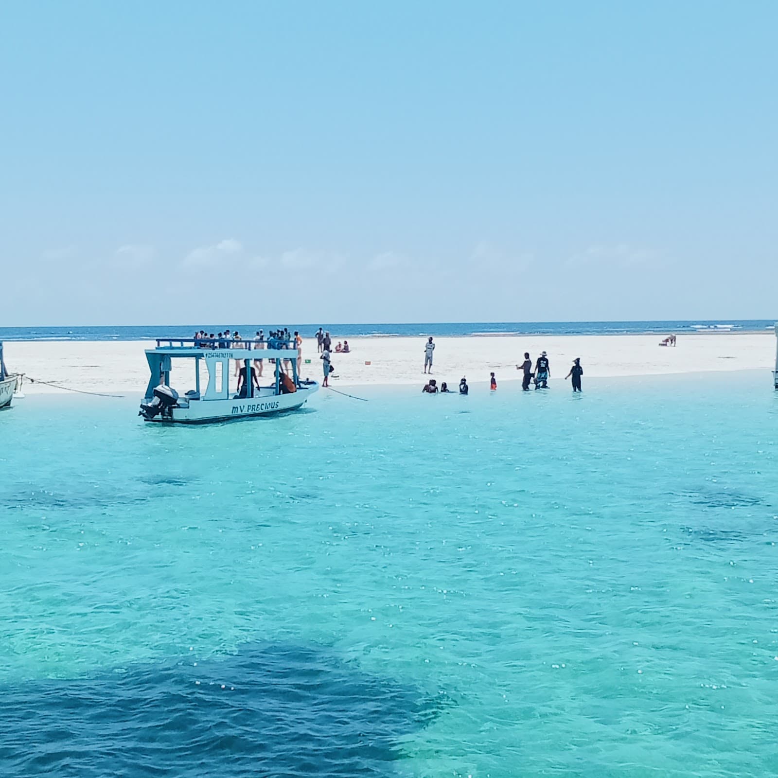 Robinson Island Sandbank - Image 1