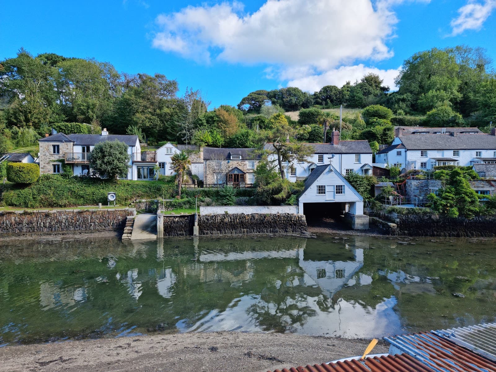 Helford Village - Image 1