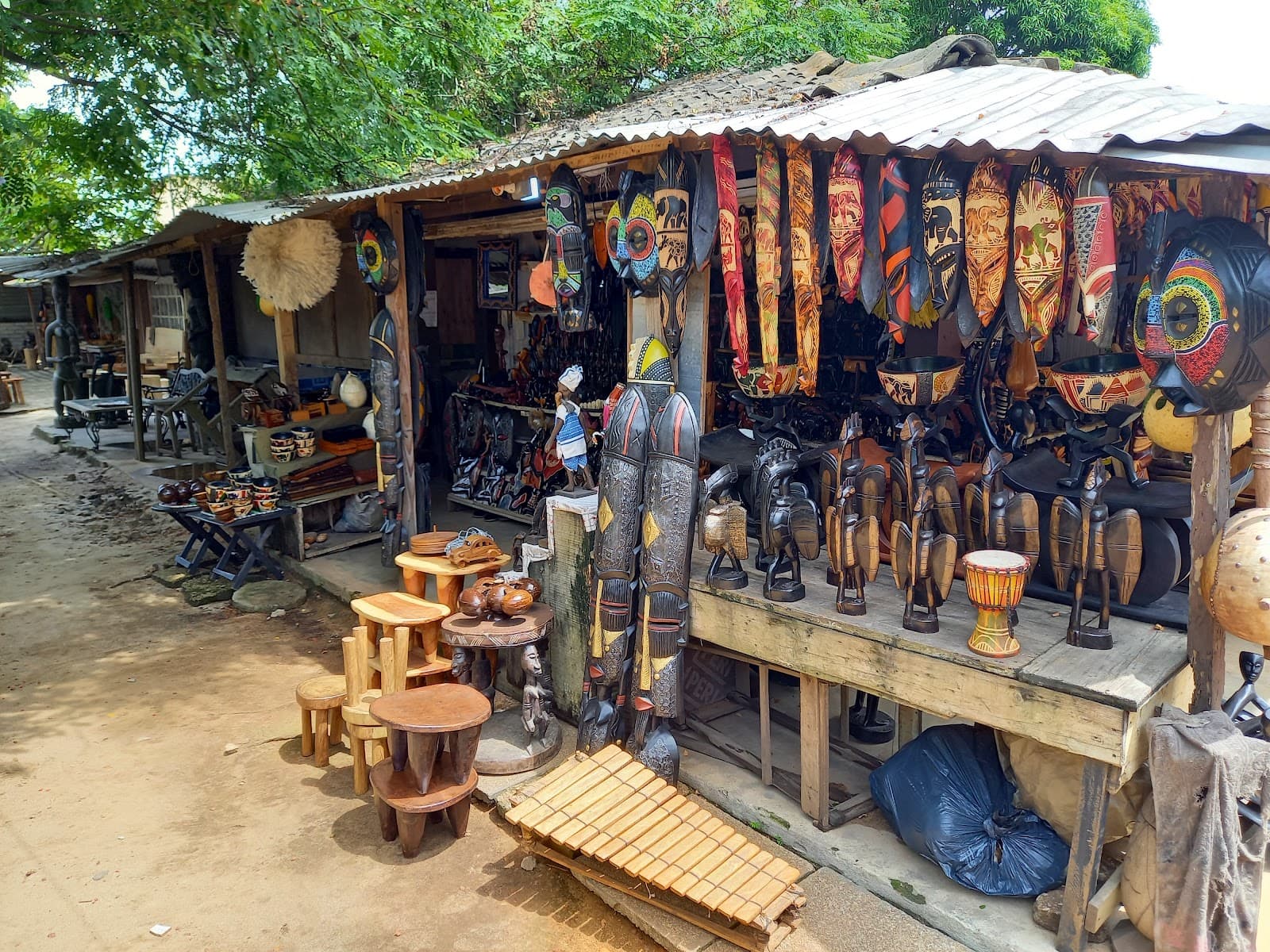CAVA – Abidjan Craft Center (Cocody) - Image 1