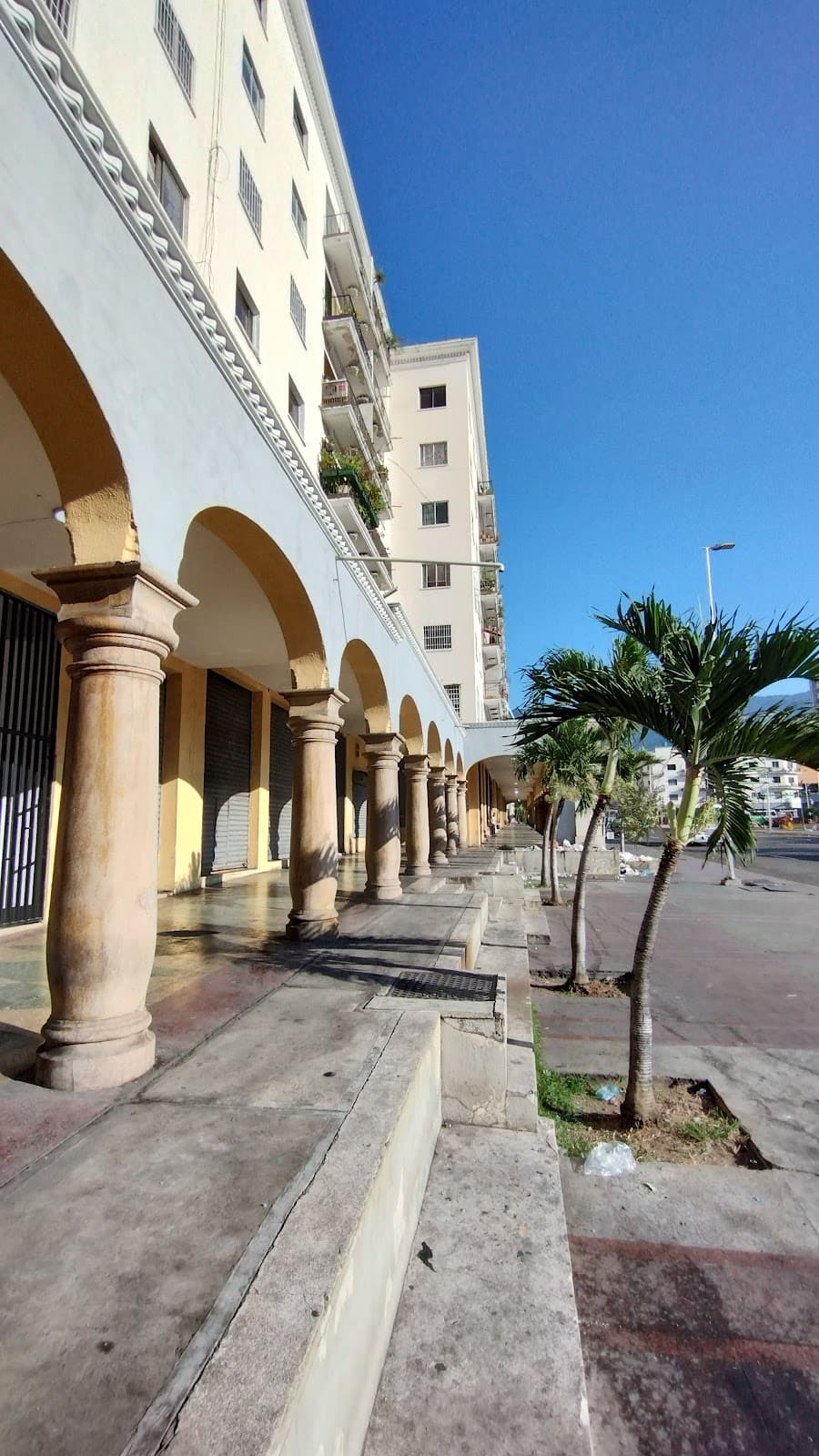 El Silencio Urban Complex - Image 1