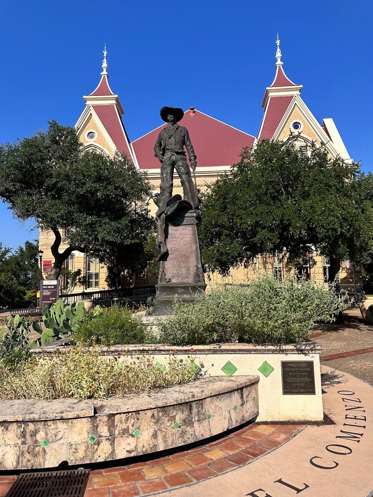 Old Main (Texas State University) - Image 1