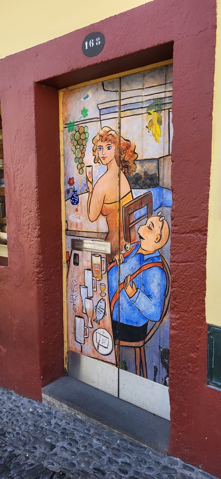 Rua de Santa Maria Art Doors - Image 1