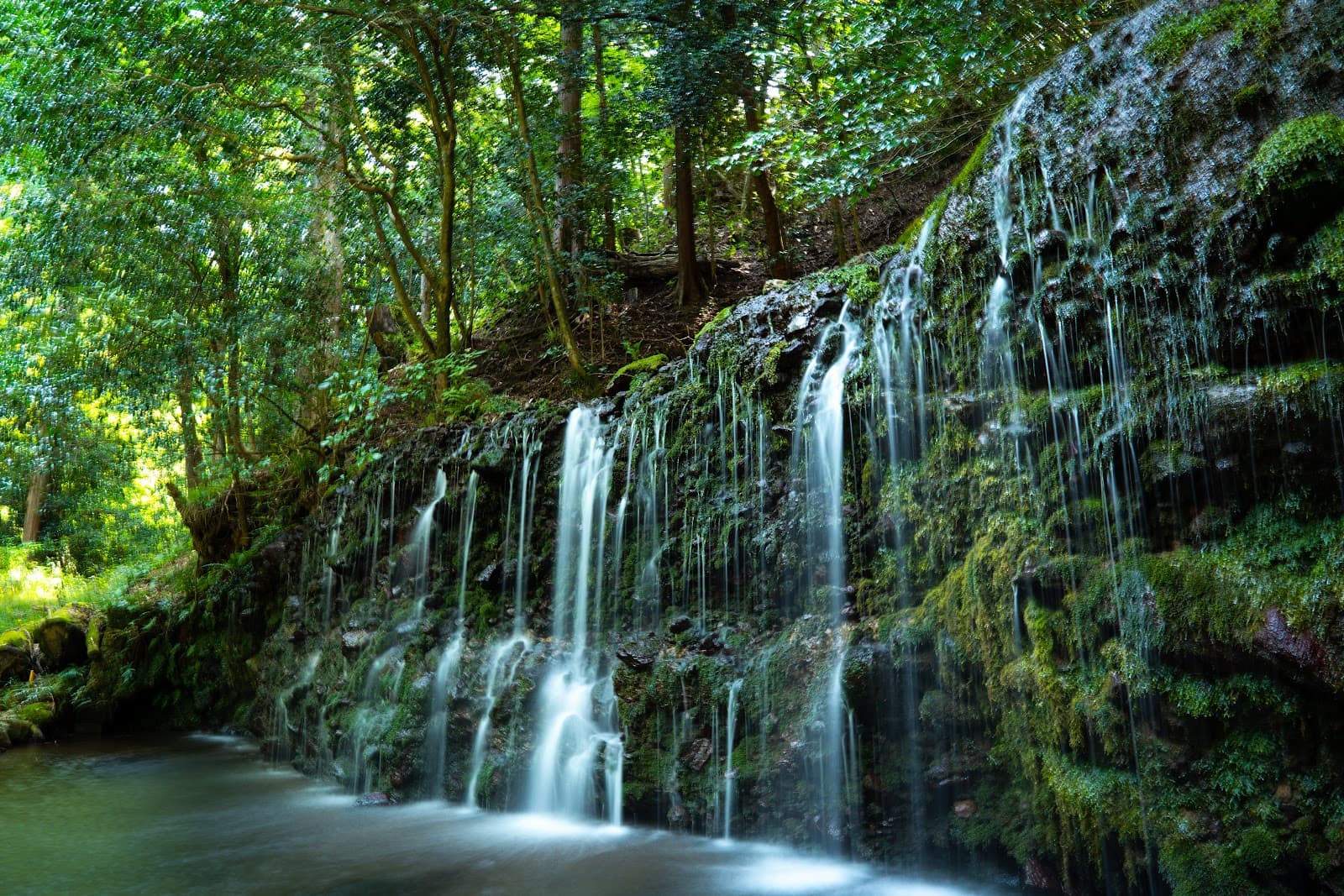 Chisuji Falls - Image 1