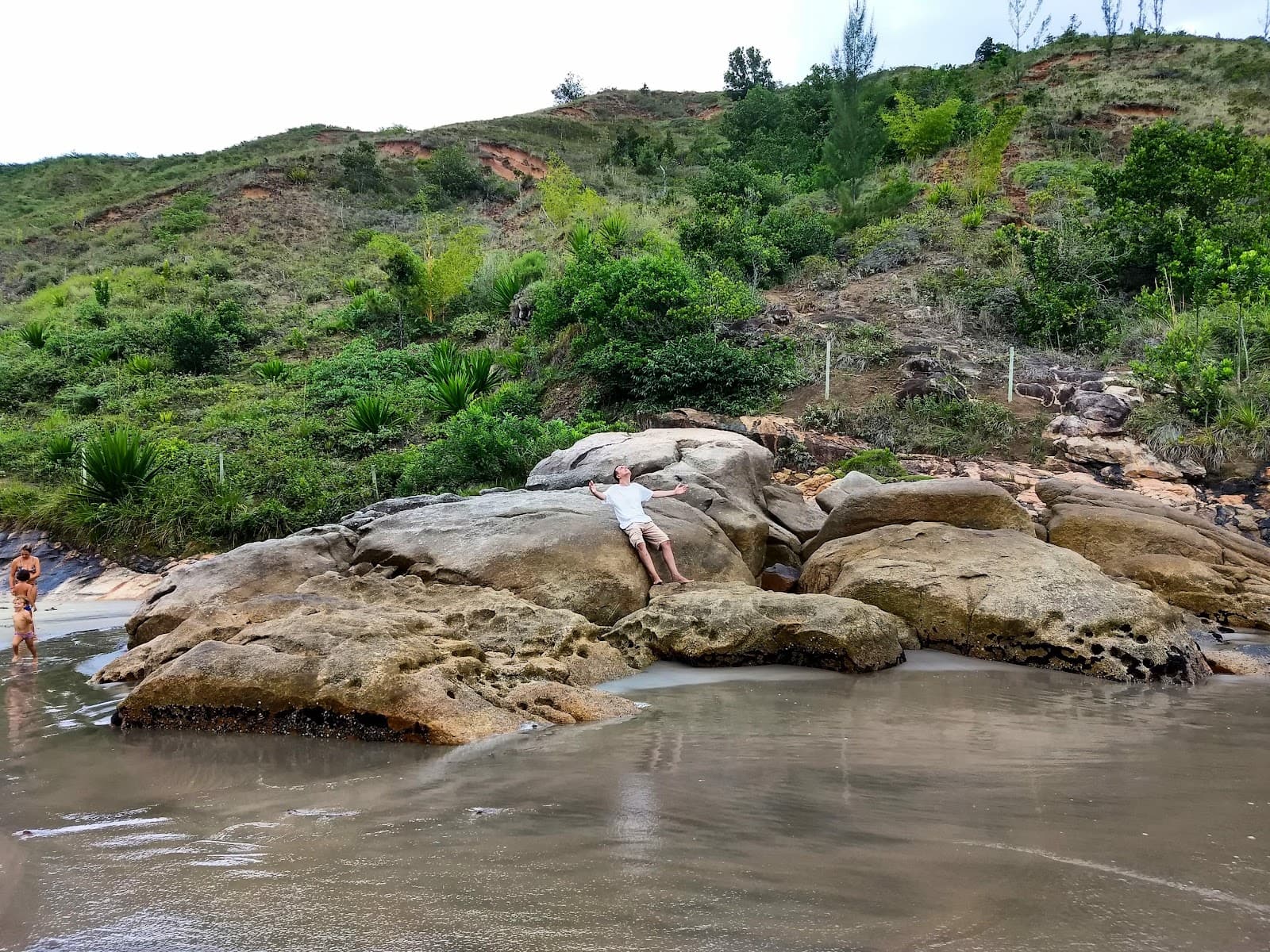 Praia de Guaecá São Sebastião - Image 1