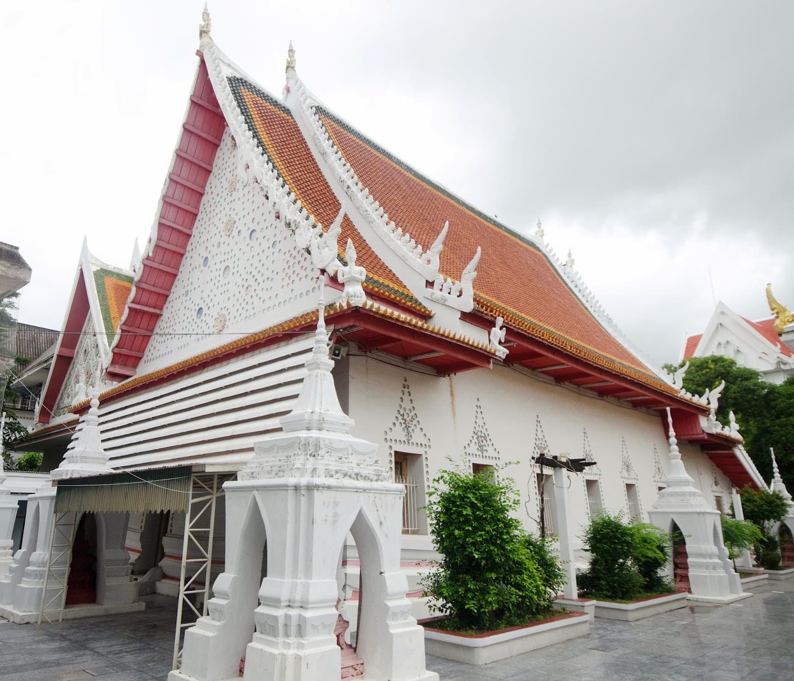 Wat Yai Intharam - Image 1