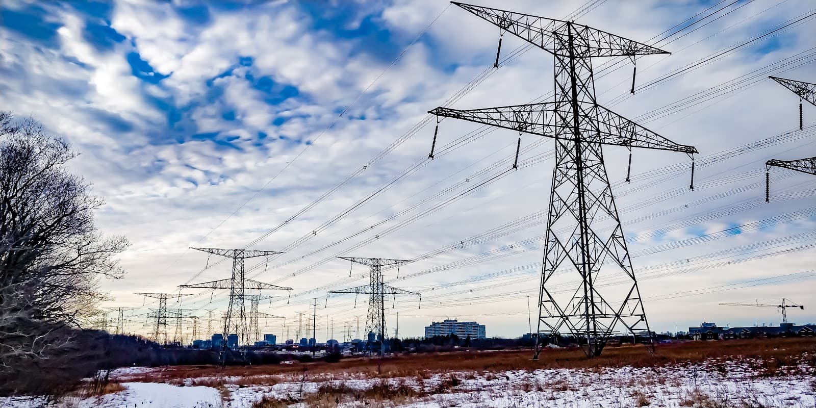 Huntington Park - Image 1