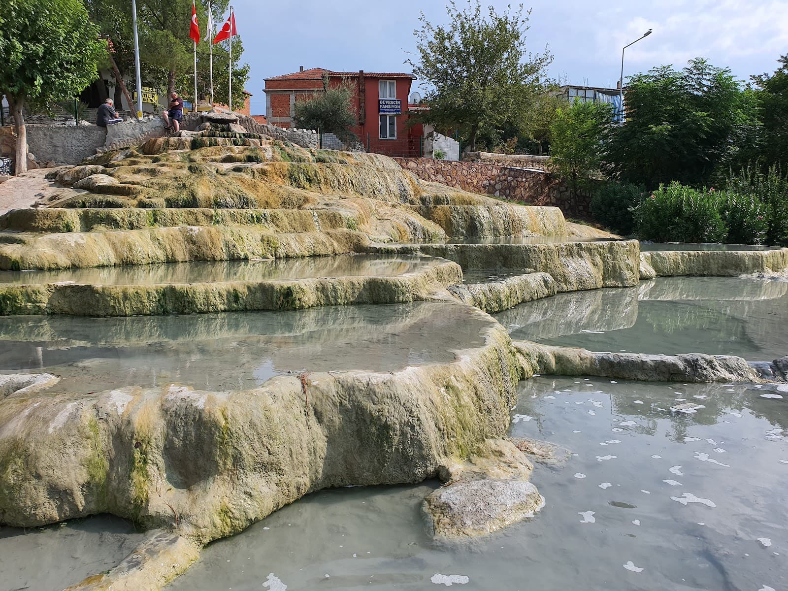 Karahayıt Red Springs - Image 1