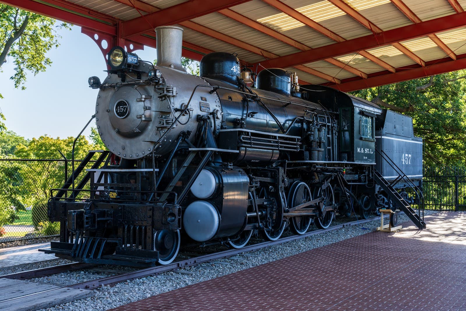 Cannonball 457 Steam Locomotive - Image 1