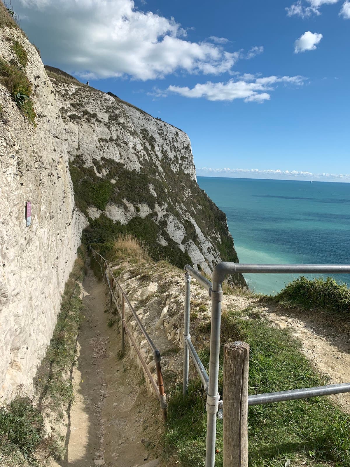 Langdon Cliffs - Image 1