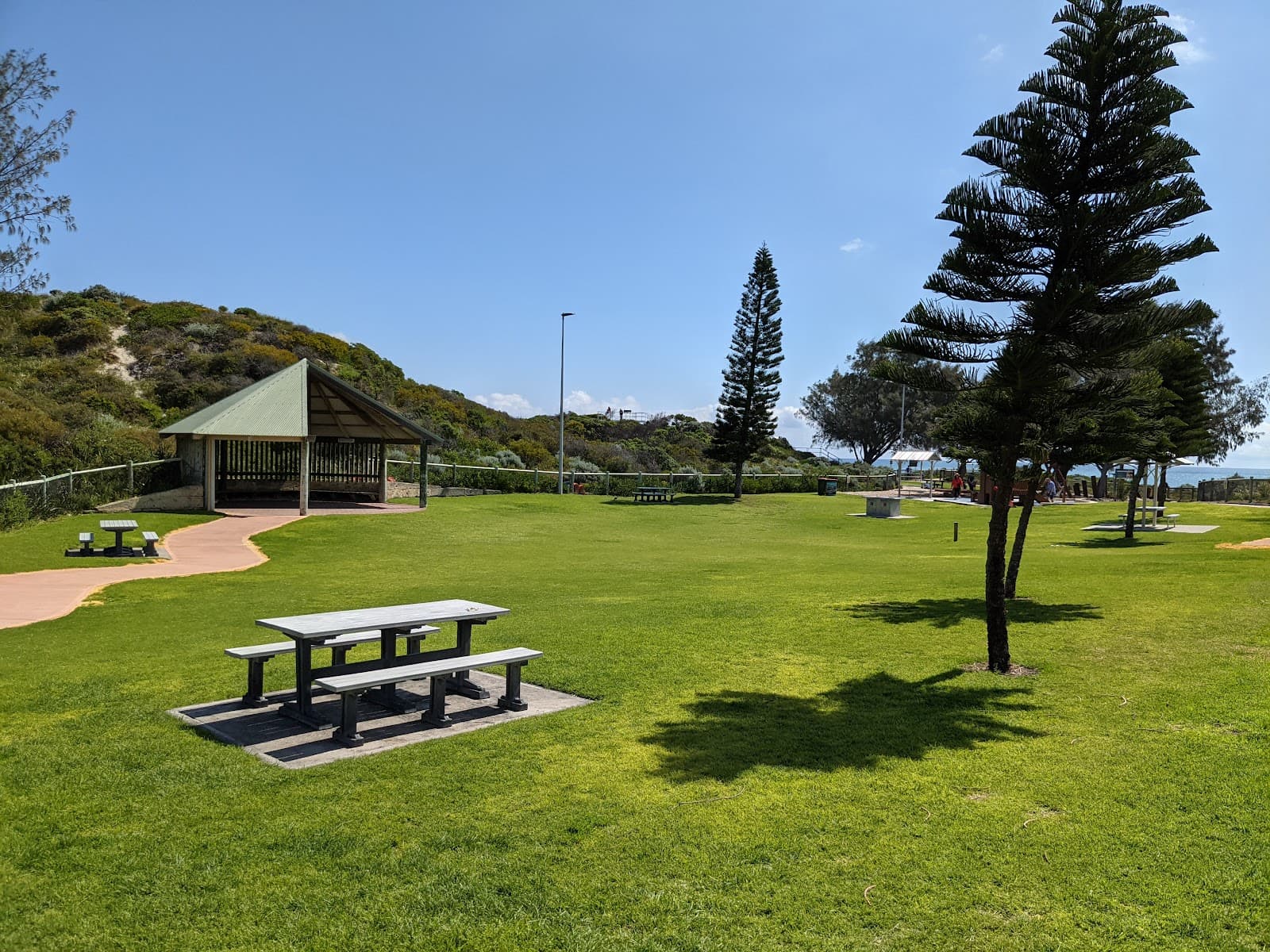 Iluka Foreshore Park - Image 1