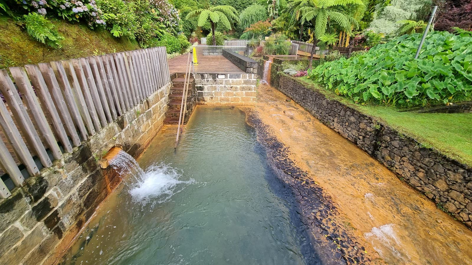 Furnas - Image 1