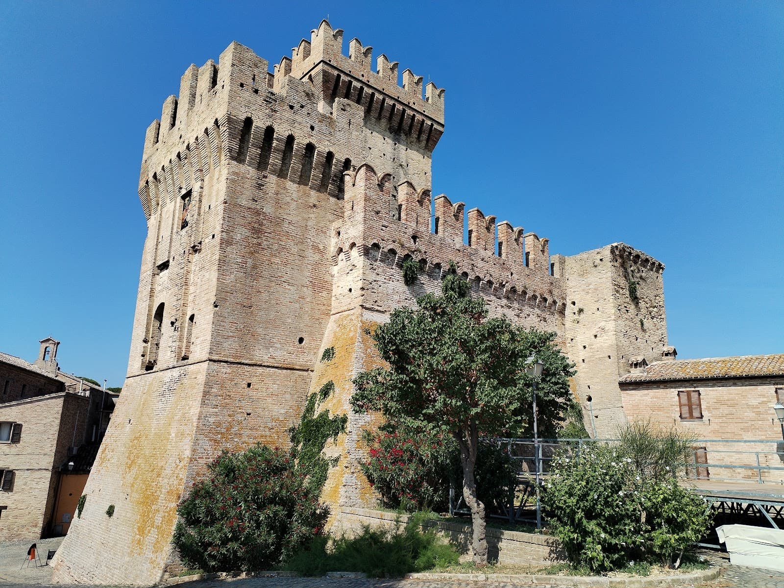 Offagna Fortress - Image 1