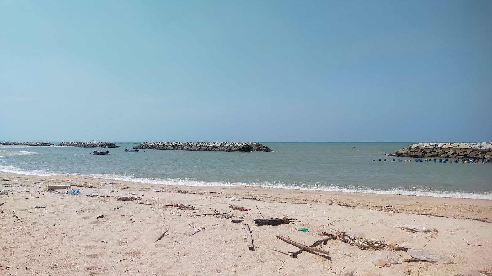 Suchada Beach - Image 1