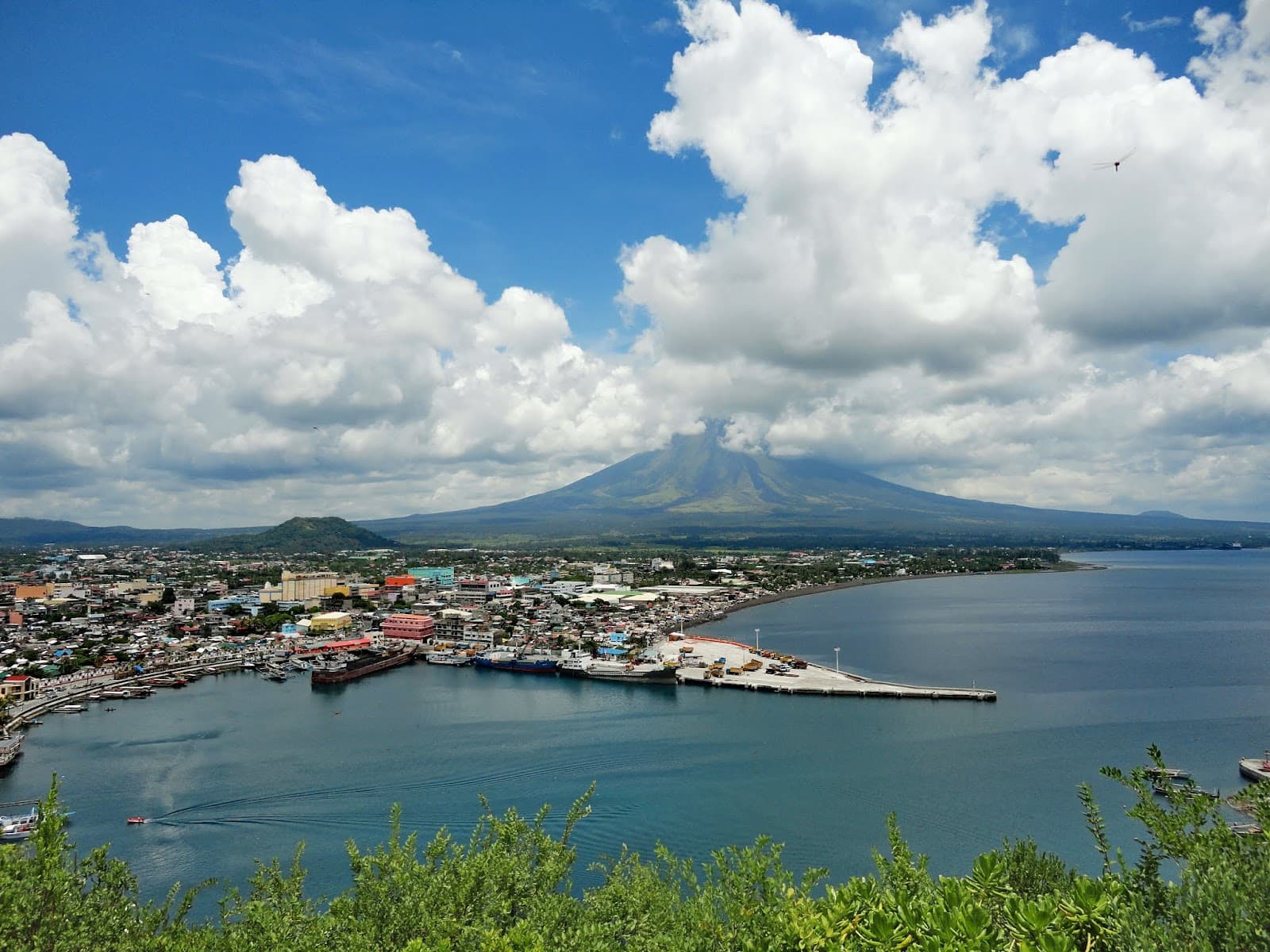 Kapuntukan Hill (Sleeping Lion) - Image 1