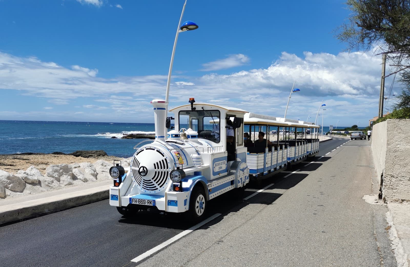 Train de la Côte Bleue - Image 1