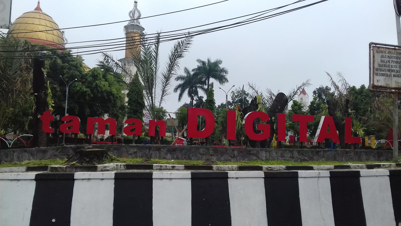 Alun-Alun Sukabumi - Image 1