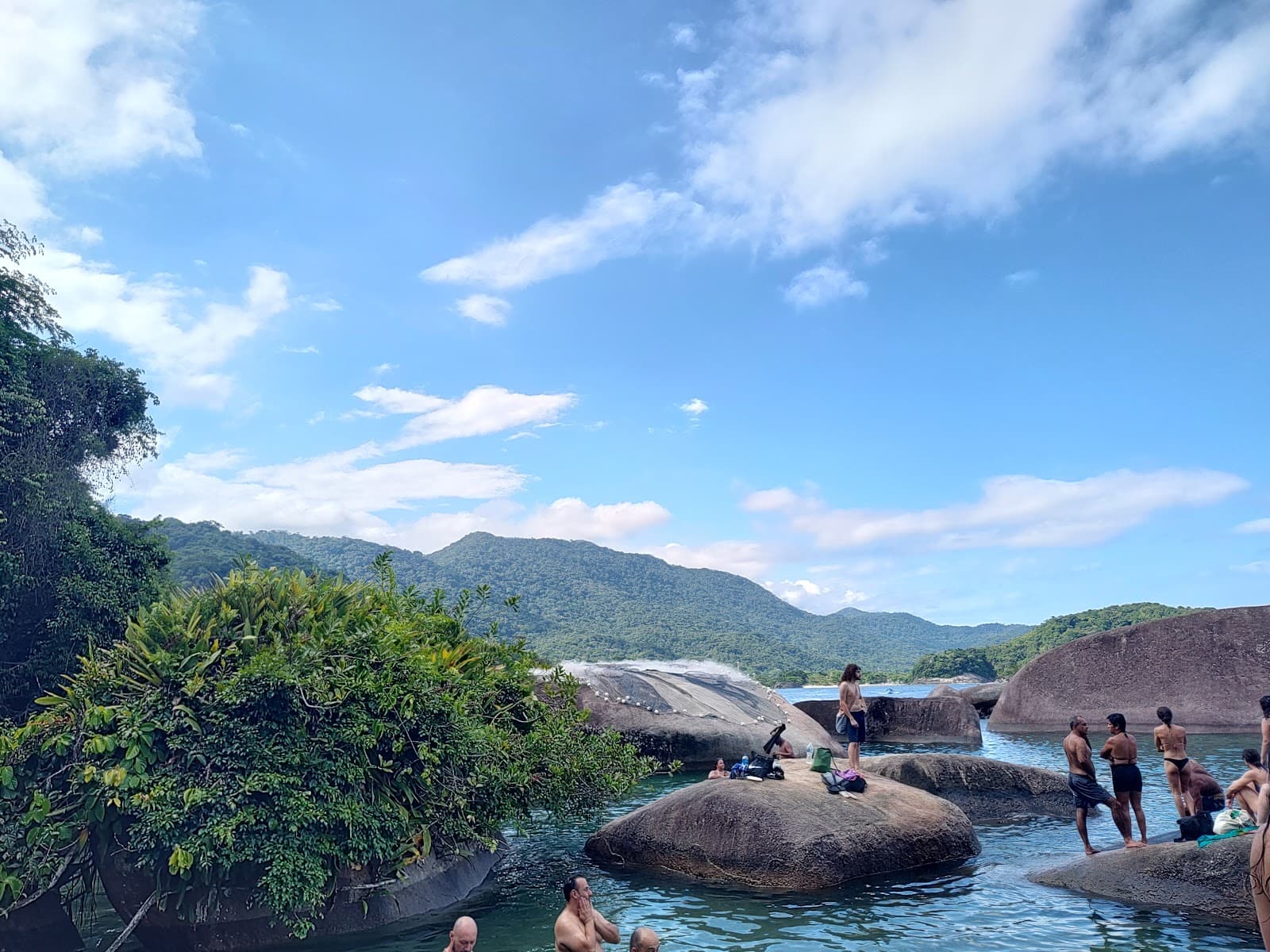 Piscina Natural do Cachadaço - Image 1
