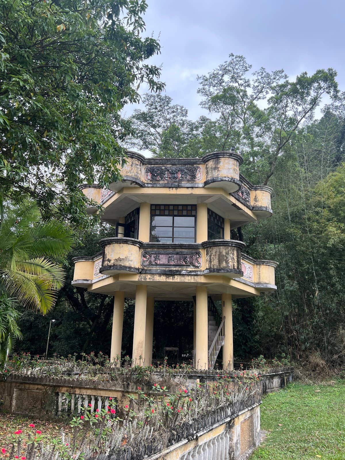 Vertical photo