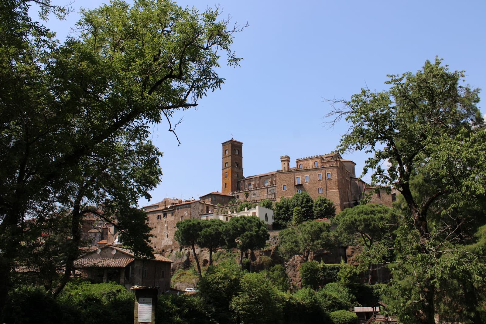 Centro Storico di Sutri - Image 1