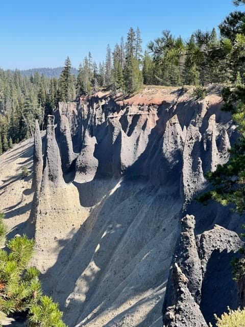 Pinnacles Overlook Crater Lake National Park - Image 1