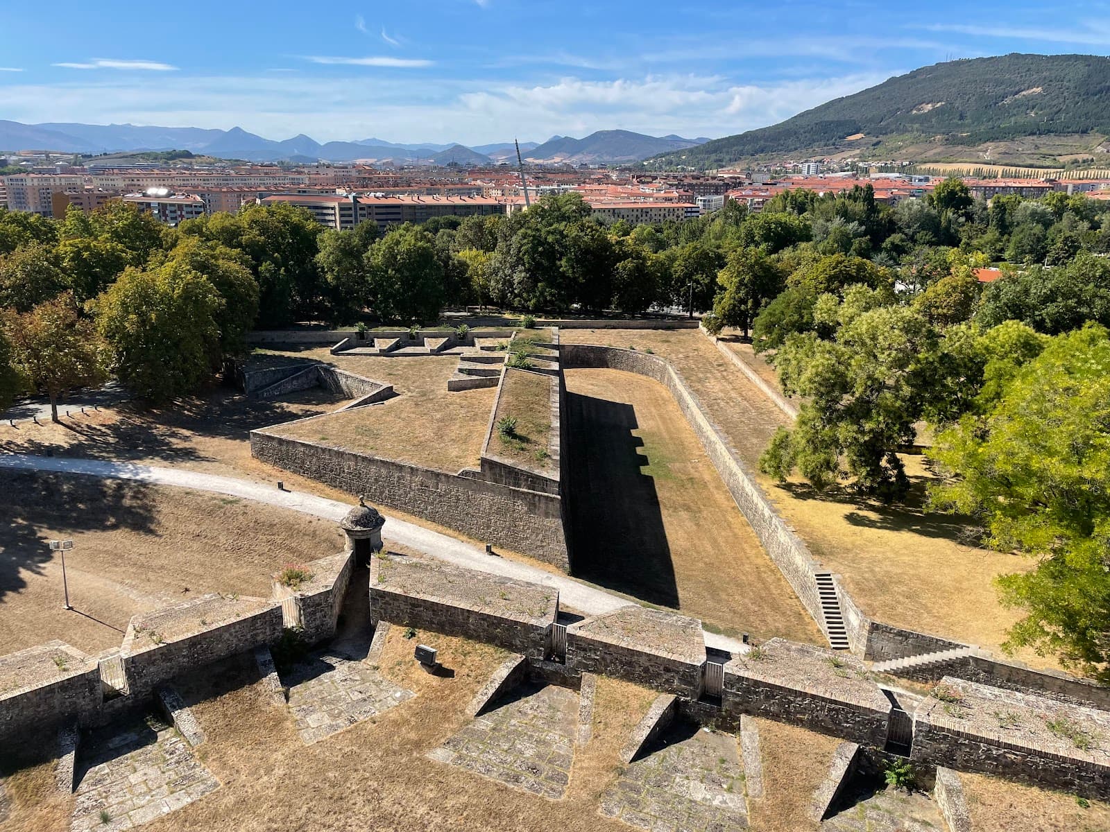 Baluarte del Redín and Caballo Blanco Viewpoint - Image 1