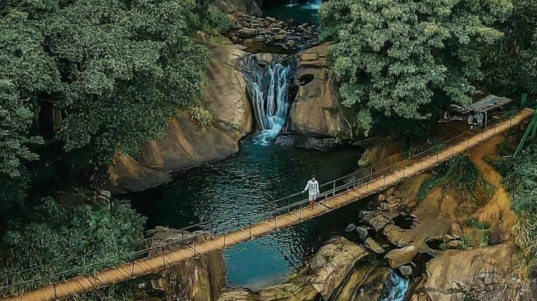 Bambarakiri Ella Falls - Image 1