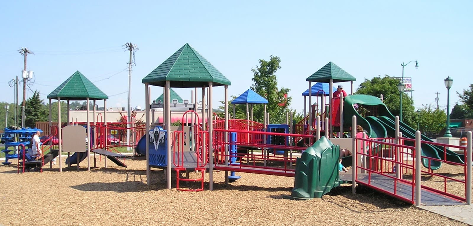 McGregor Park Riverwalk Clarksville - Image 1