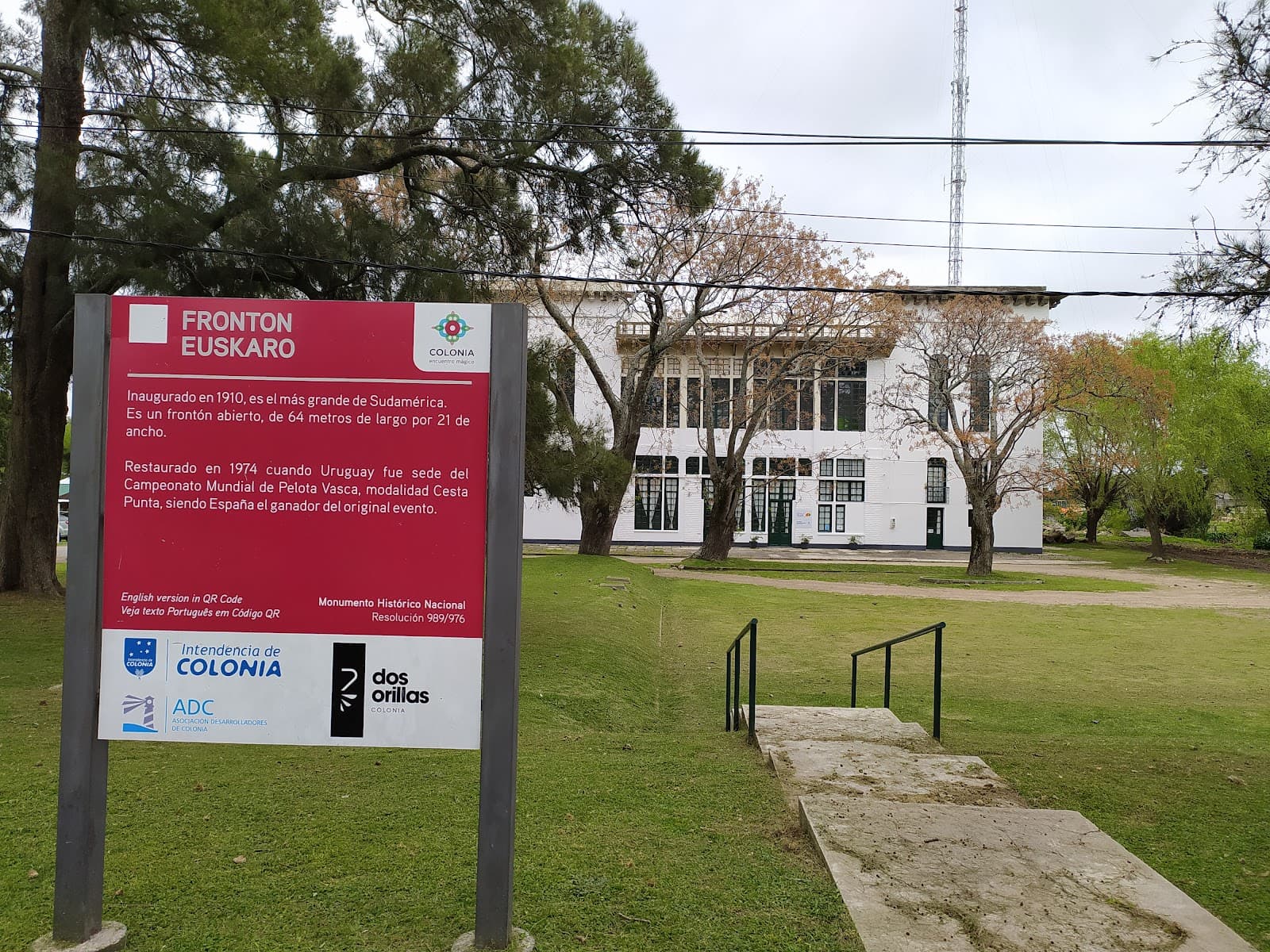 Frontón de Pelota Basque Court - Image 1