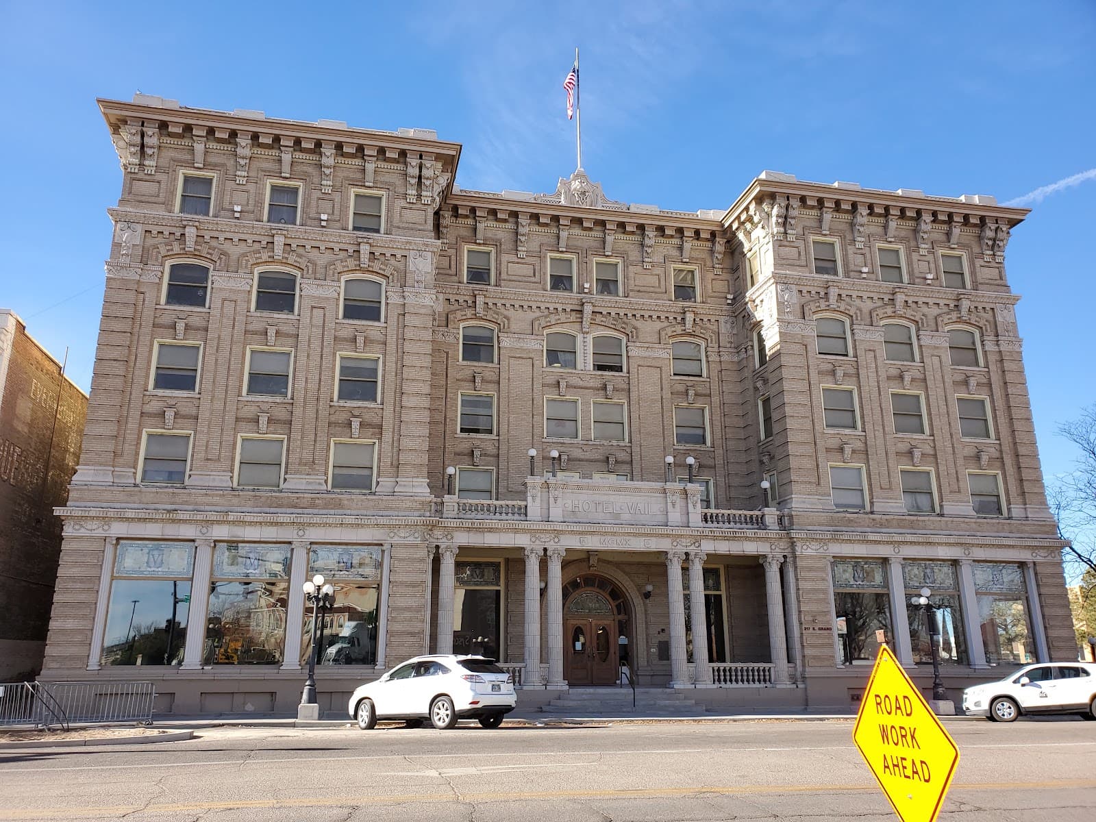 Vail Hotel - Image 1