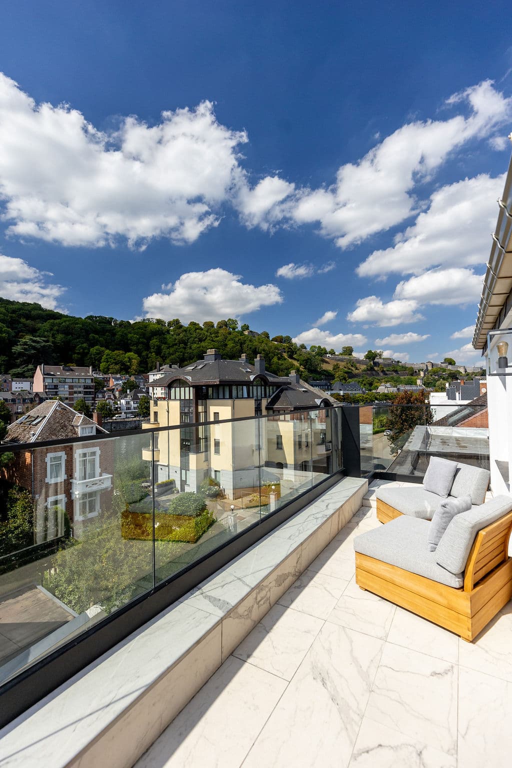 Jambes Riverside - Image 1
