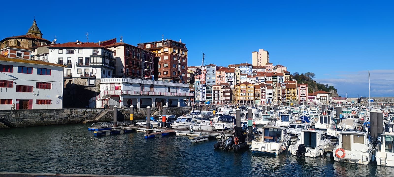 Bermeo Old Town - Image 1