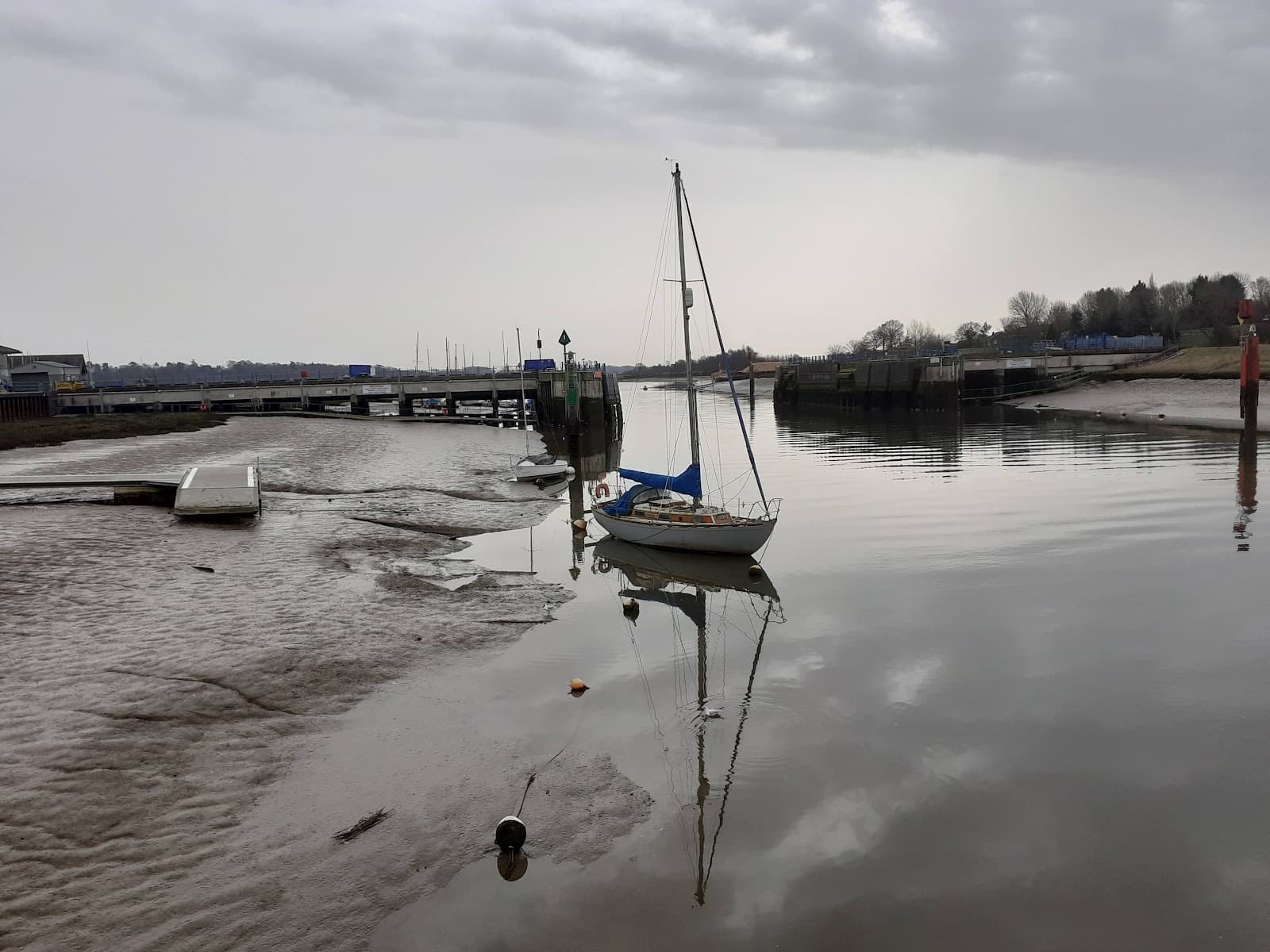 Wivenhoe Quay and Village - Image 1