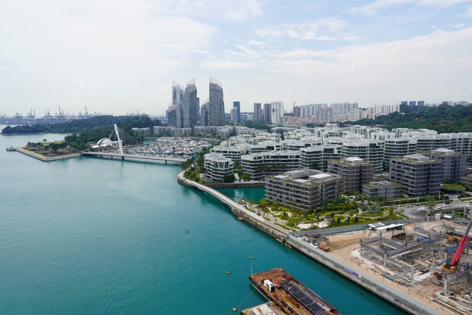 HarbourFront Station - Image 1