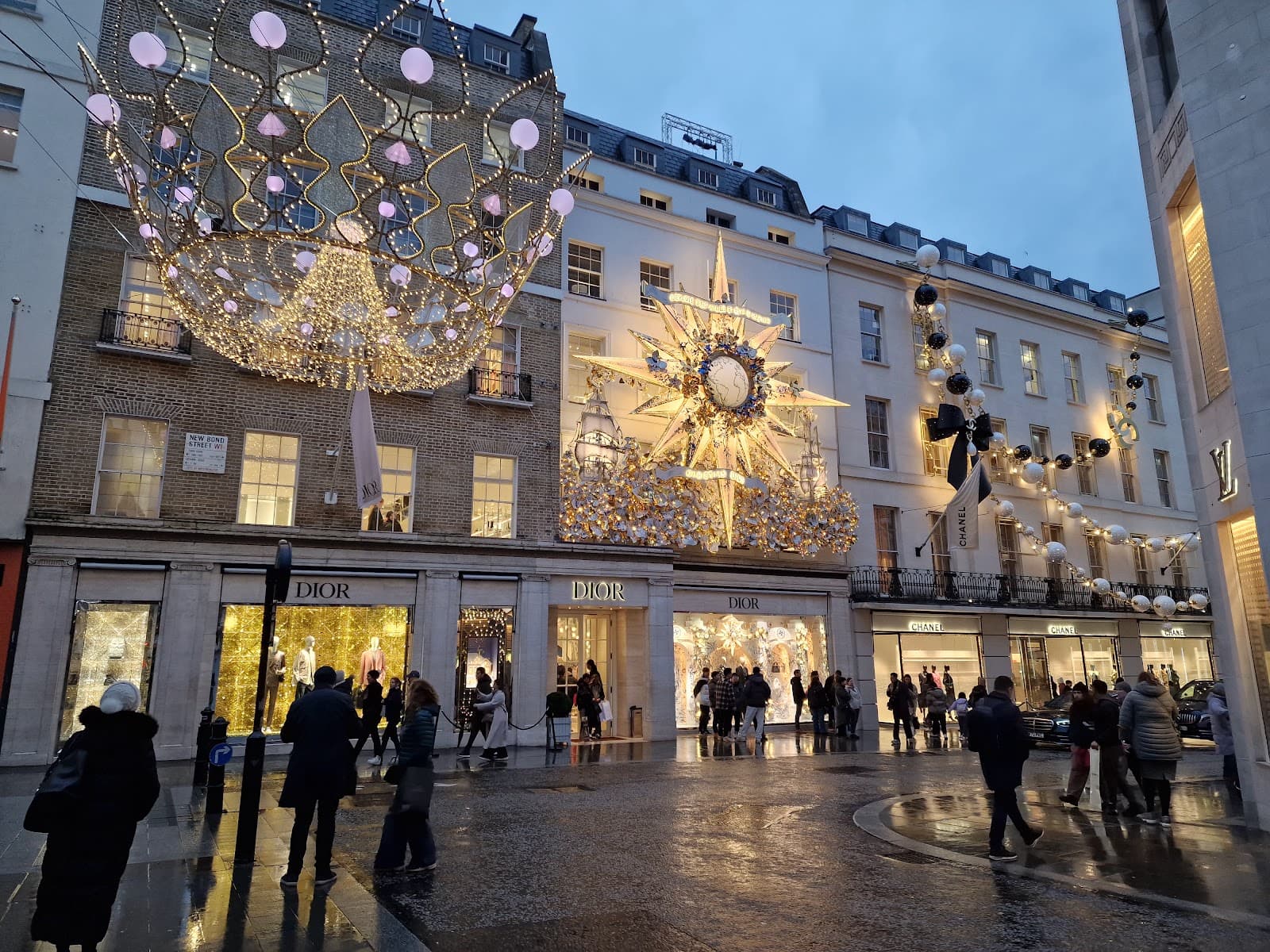 Bond Street - Image 1