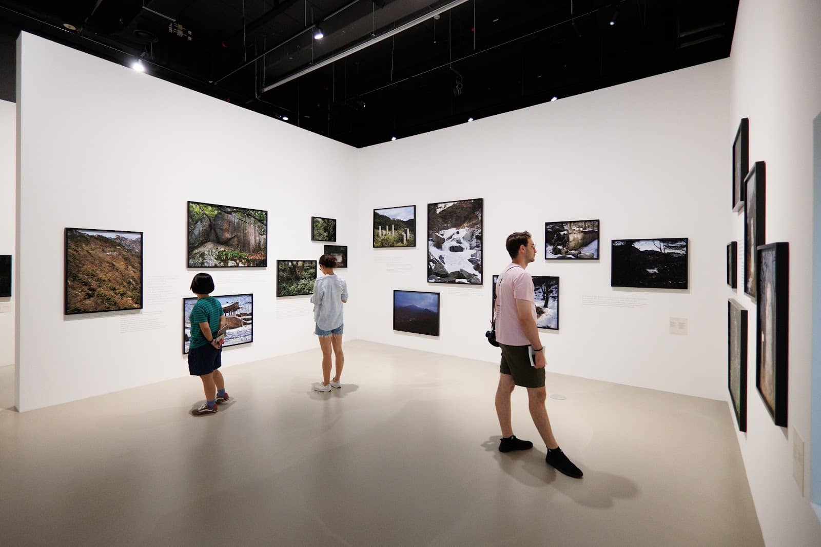 Pioneering Korean Photographers