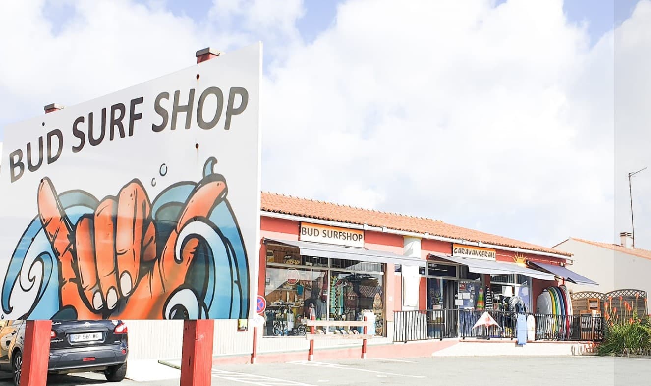 Bud Bud Beach La Rochelle - Image 1