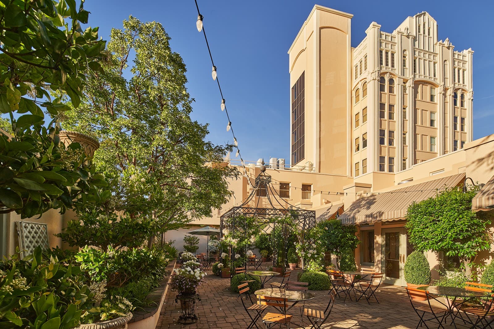 Ashland Springs Hotel - Image 1