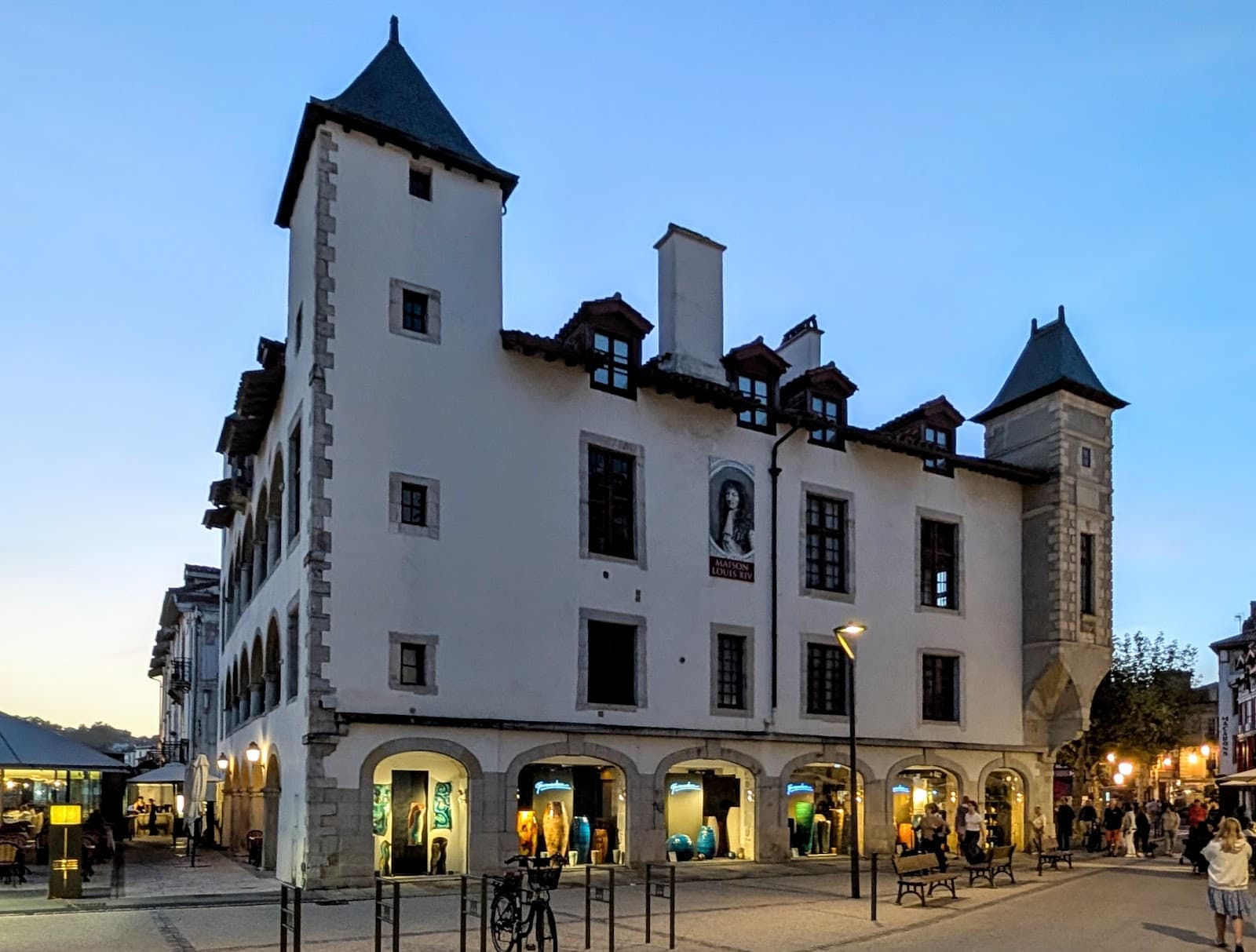 Maison Louis XIV - Image 1