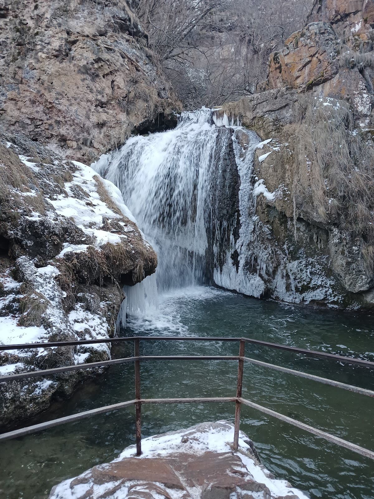 Honey Waterfalls - Image 1