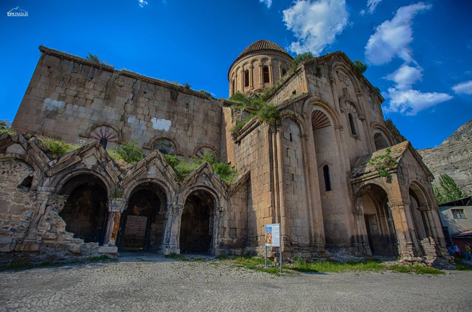 Öşvank Church - Image 1