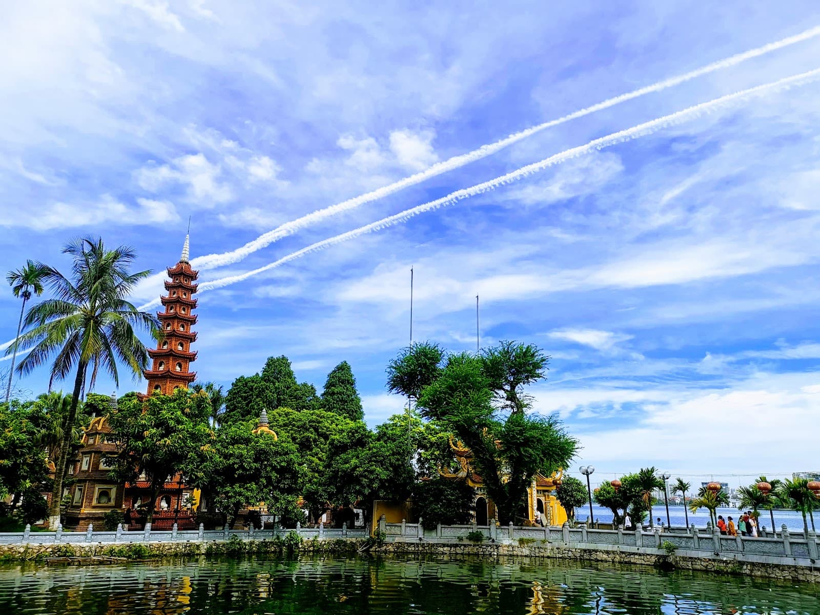 Than Quoc Pagoda - Image 1