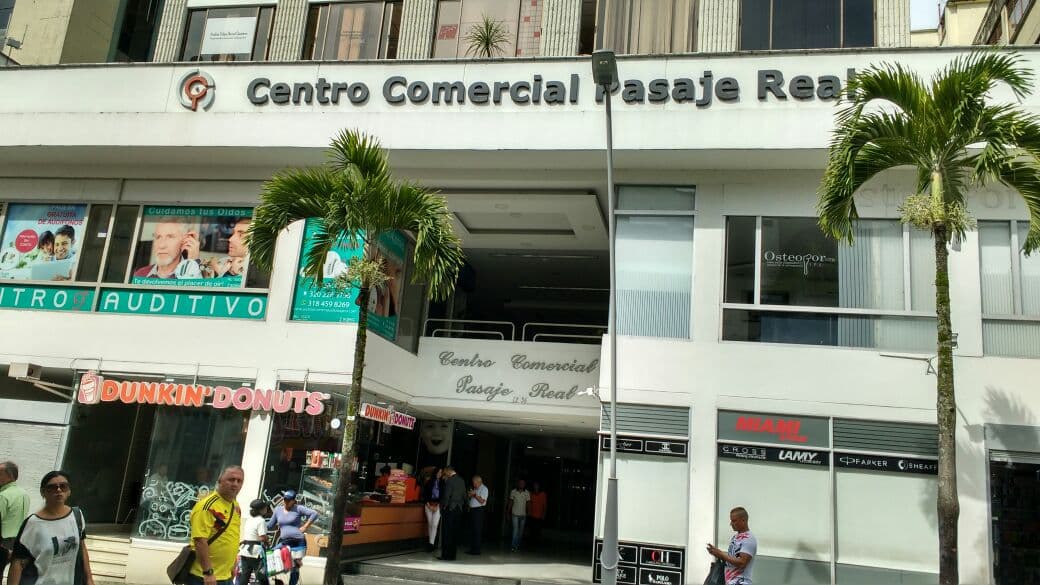 Carrera 3 (Pedestrian Street) - Image 1