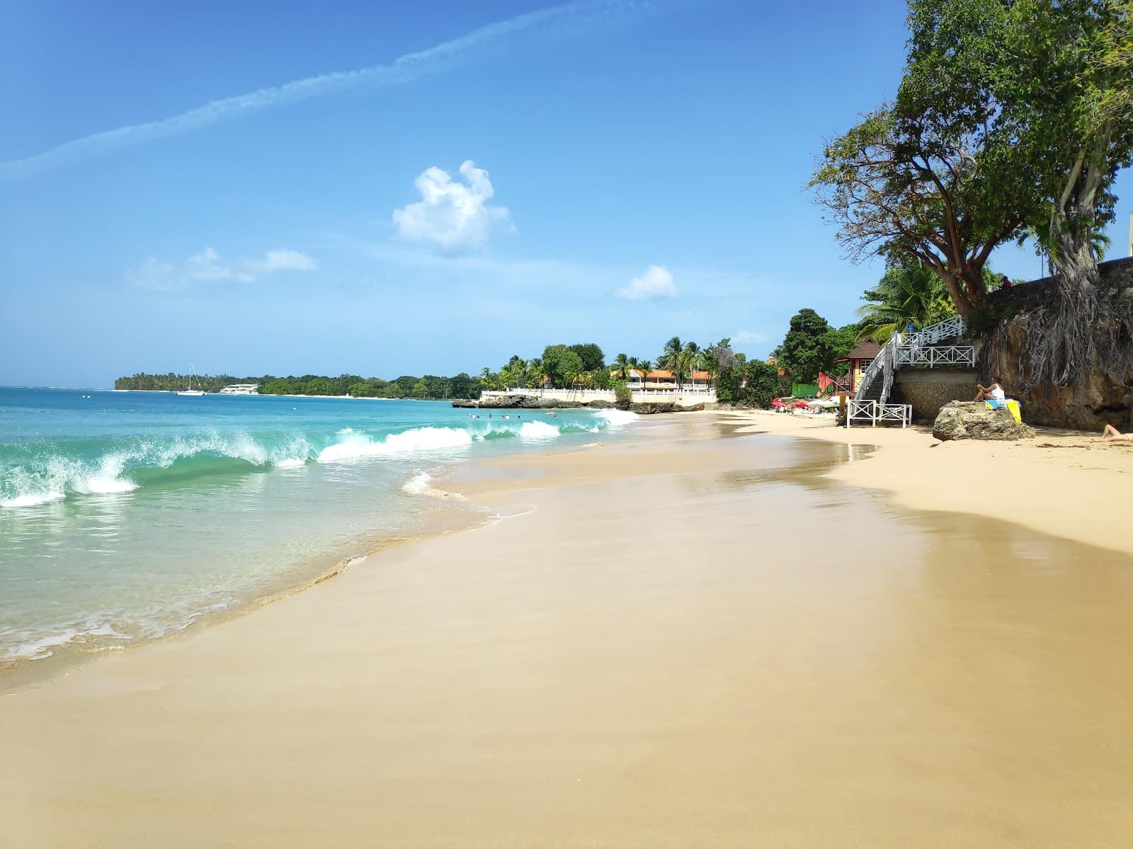 Store Bay Beach Tobago - Image 1
