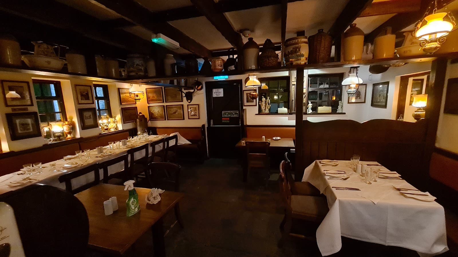 Durty Nelly's (Bunratty) - Image 1