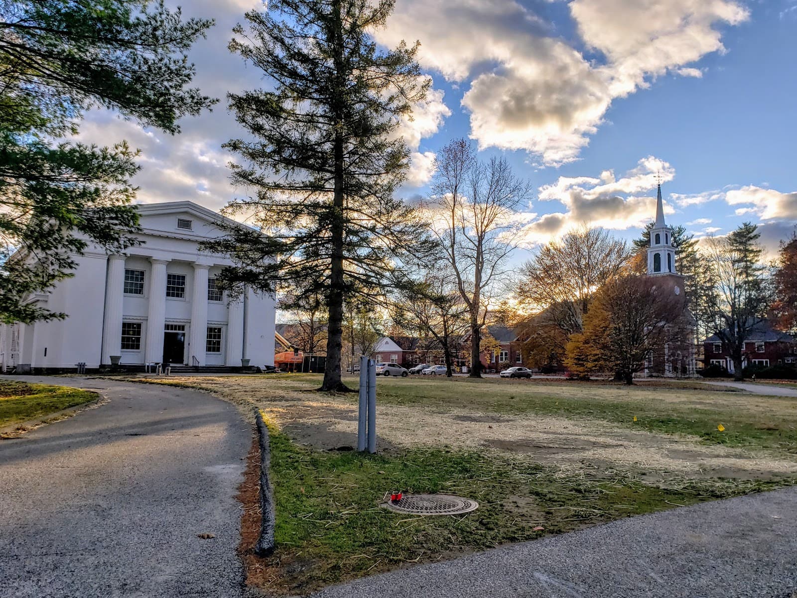 Lee Town Center Historic District - Image 1
