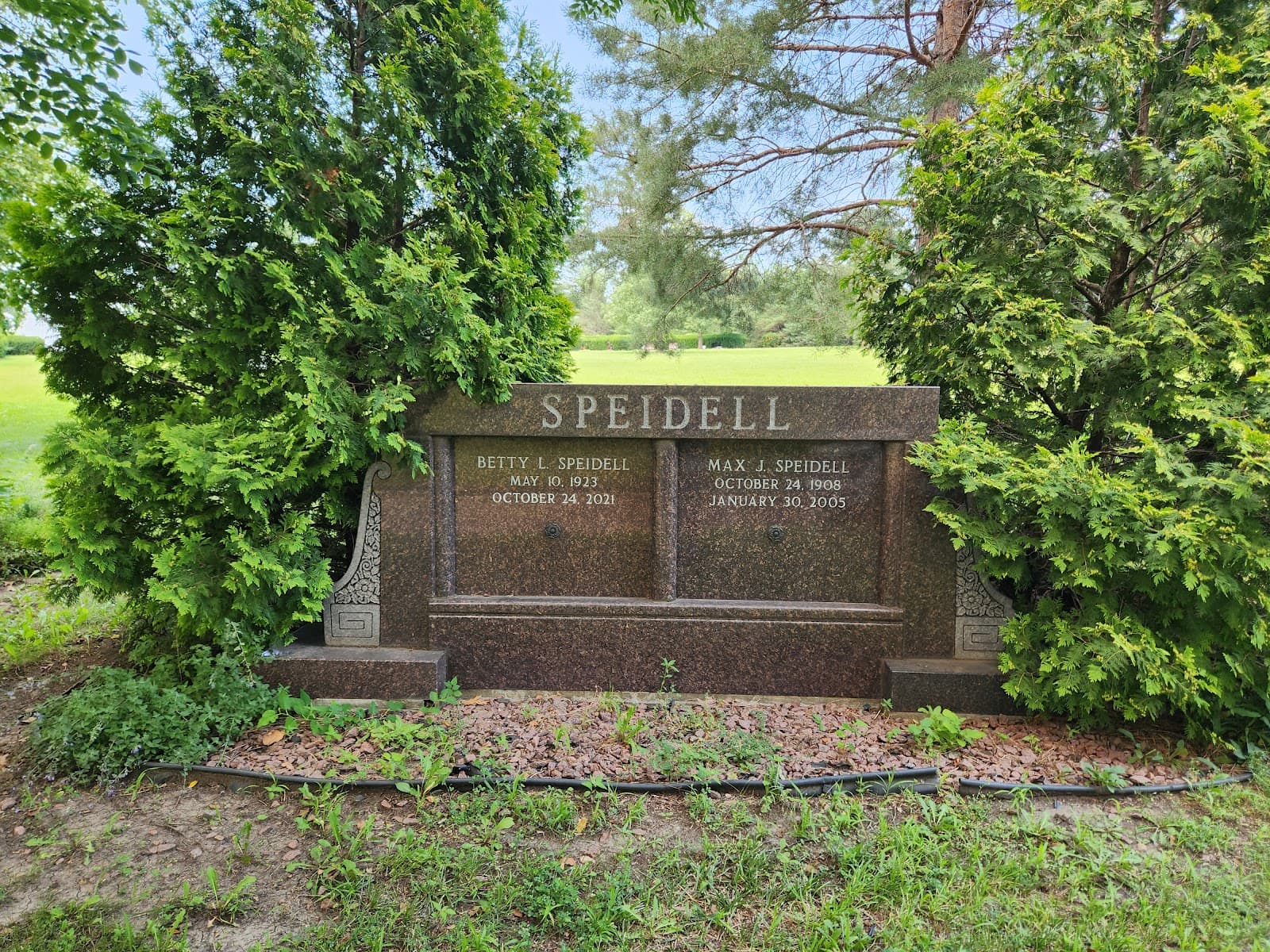 Wyuka Cemetery (Nebraska City) - Image 1