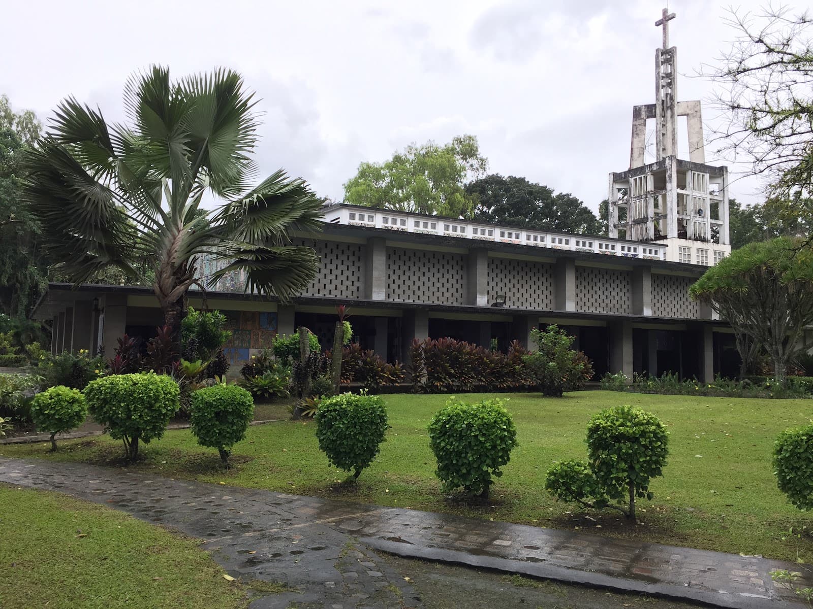 Church of the Angry Christ (Victorias) - Image 1