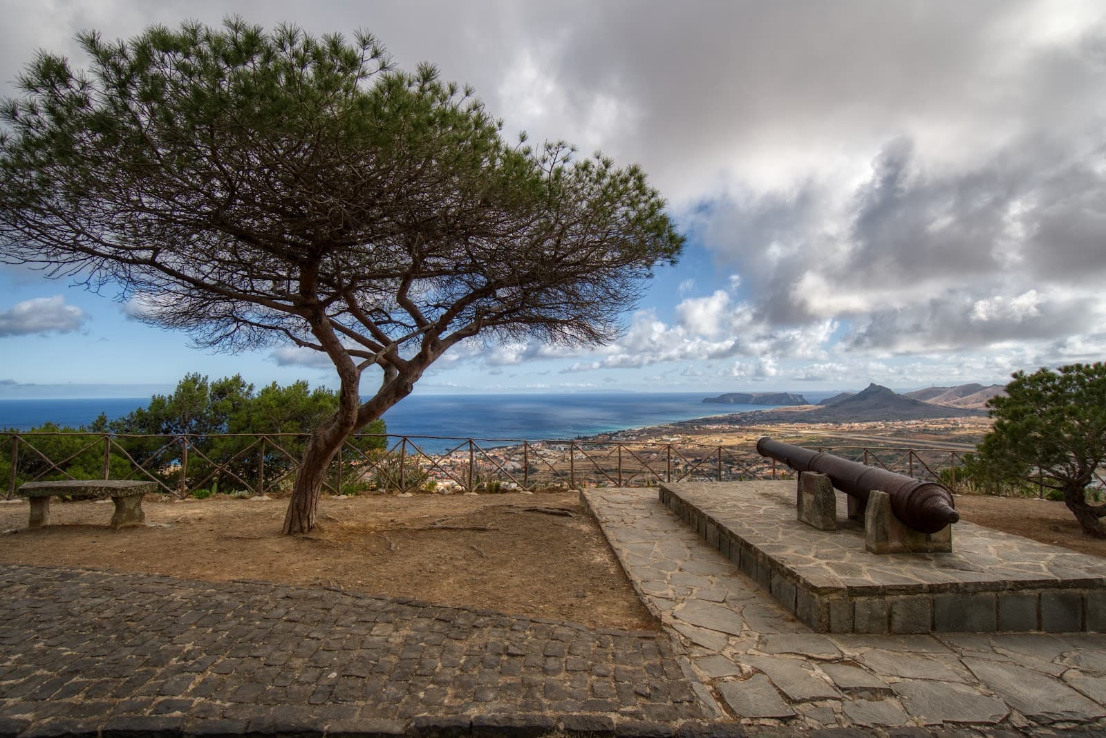 Pico Alto Viewpoint - Image 1